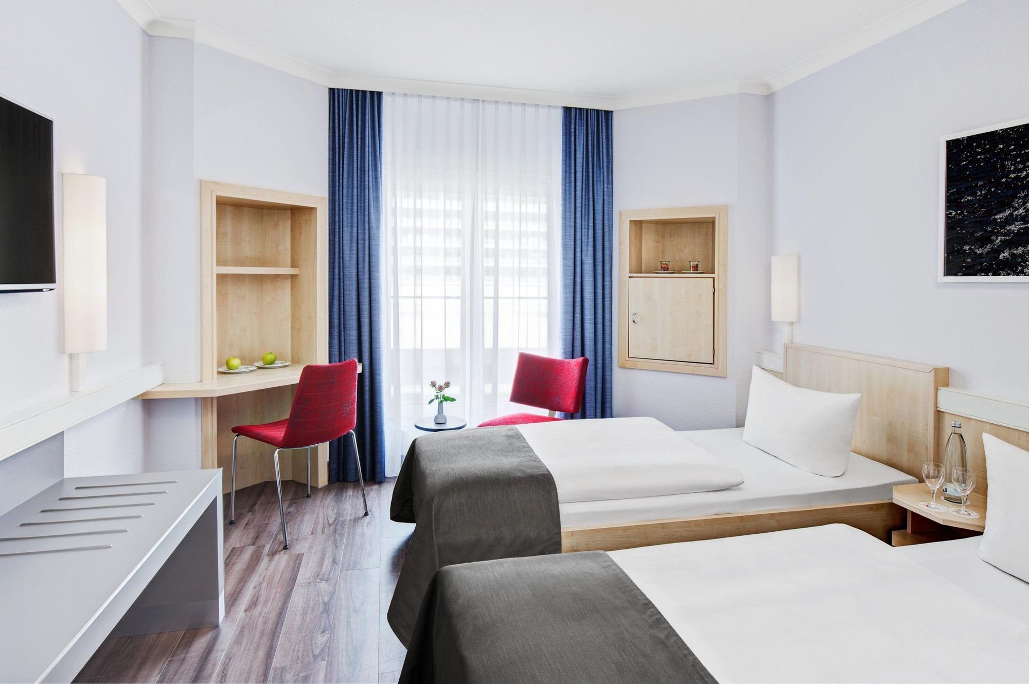 Intercityhotel Rostock Exterior photo