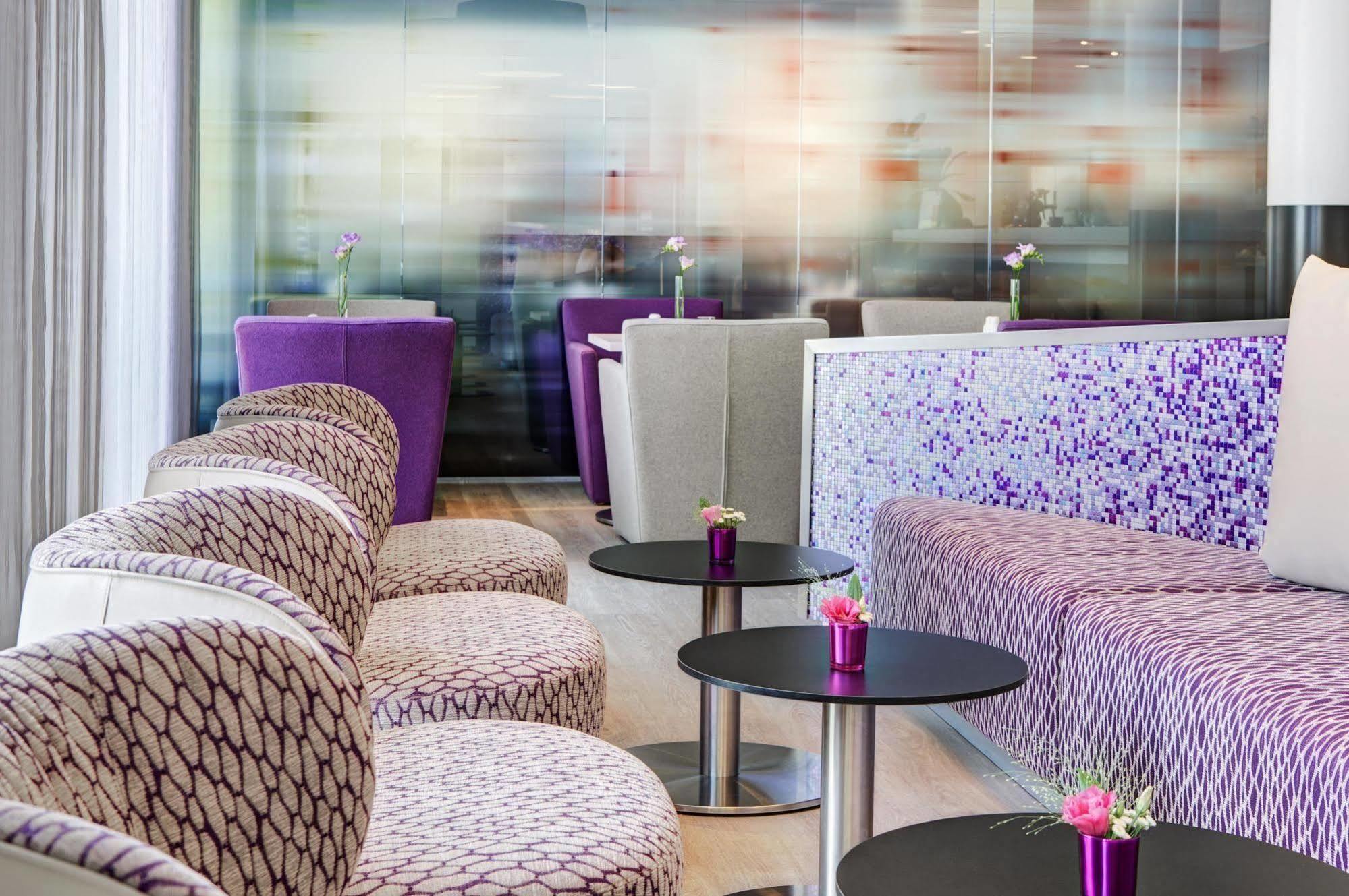 Intercityhotel Rostock Exterior photo