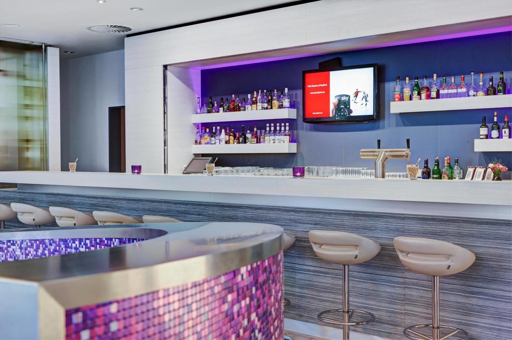 Intercityhotel Rostock Exterior photo